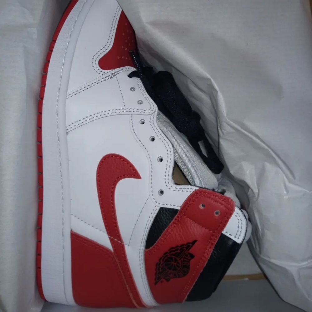 Jordan retro 1 heritage size 11